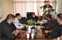 دیدار مسئولان هیئت اسکواش با مدیران ارشد سازمان آتش نشانی تهران