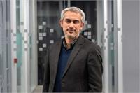 ماجرای دختر آمریکایی علی مدنی‌زاده