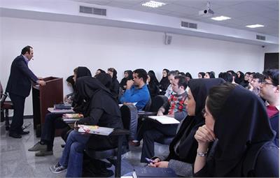 ​کلاس‌های دانشجویان تحصیلات تکمیلی حضوری می‌شود