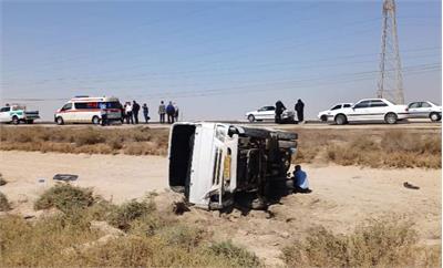انحراف مینی‌بوس در محور آبادان-ماهشهر با ۲۴ مصدوم