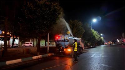 تدابیر شهرداری یزد برای حفظ طراوت فضای سبز در فصل گرم سال