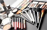لیست سیاه کالاهای آسیب‌رسان سلامت اعلام شد: از سوسیس و سیگار تا کاشت ناخن و کراتینه