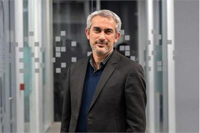 ماجرای دختر آمریکایی علی مدنی‌زاده