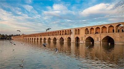 بازگشت آب زاینده‌رود پس از حمله به نطنز