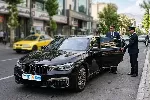 برای سفر کاری در تهران، راننده اختصاصی بهتر است یا تاکسی روزانه؟