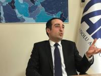 نوید جمشیدی روزنامه نگار اقتصادی