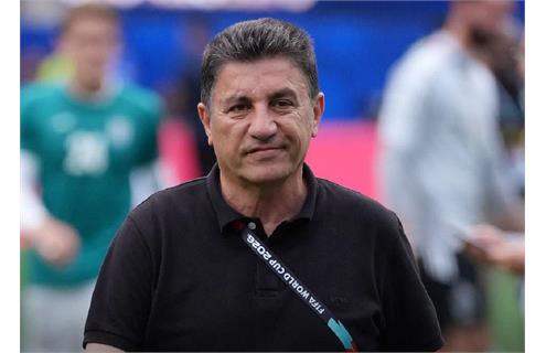 با اعلام تاج در برنامه فوتبال برتر: قلعه‌نویی تا جام ملت های آسیا روی نیمکت تیم ملی می‌ماند