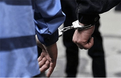 با شناسایی راکب موتورسیکلت آبی‌رنگ دستگیری سارق گردنبند زنان در بزرگراه صدر