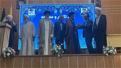 طلوع فصل نوین کتابخانه و موزه وزیری یزد با رونمایی از کهن‌ترین اسناد تاریخی و مانیفست تحولی/ از اهدای گنجینه خطی ۵۰۰ برگی به حرم رضوی تا بانگ صریح اصلاح ساختار و هشدار کمبود نیرو در آیین معارفه دکتر سعید زارع